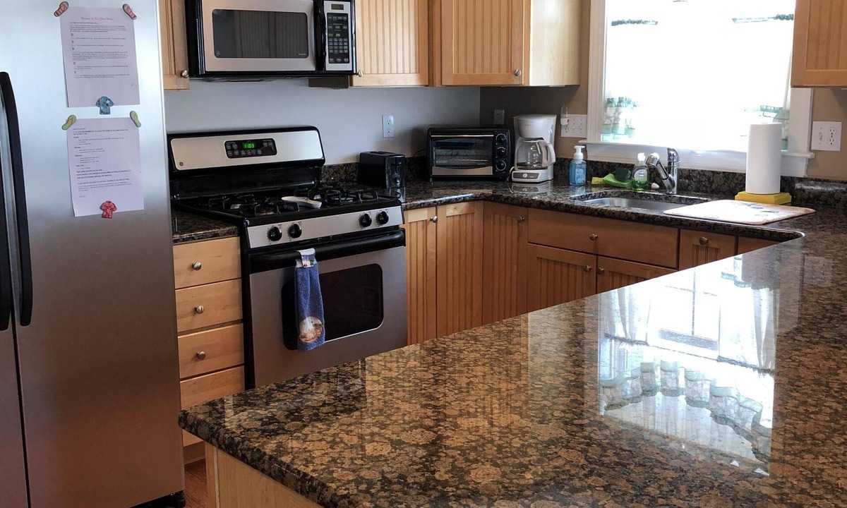 North Wildwood Condo | Spacious condo steps away from beach and boardwalk!