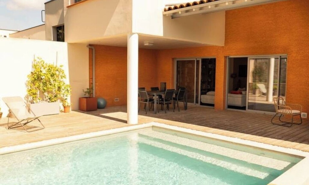 Saint-Gely-du-Fesc Villa | Spacious, cosy, modern family villa for 7