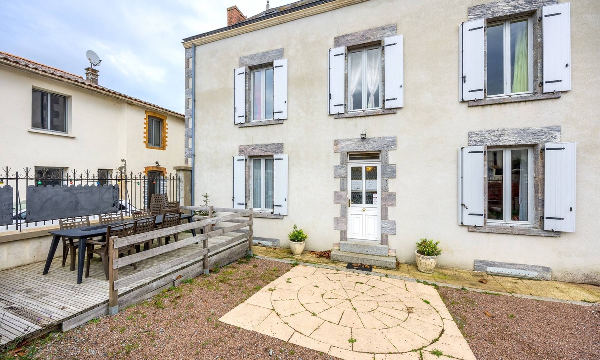 Montournais House | Spacious Cottage 25 Minutes from Puy du Fou