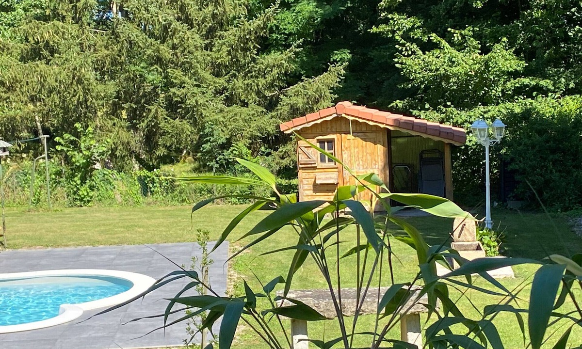 Bocquegney Cottage | Spacious cottage with pool and terrace in village