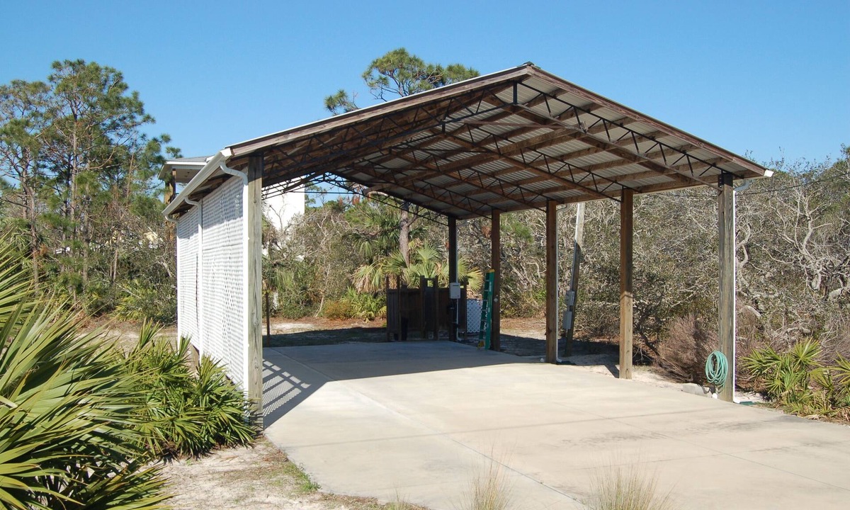 Indian Pass House | SPACIOUS COVERED RV LOT WITH A LARGE CONCRETE PAD