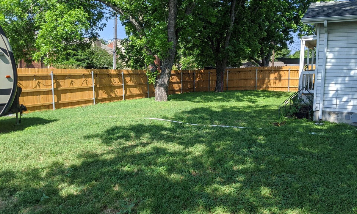 Crestview House | Spacious Crestview House close to everything!