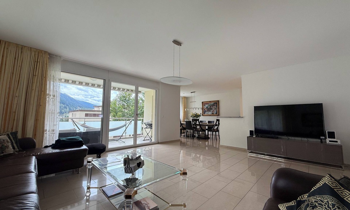 Meierhof Apartment | Spacious Davos Apartment with Modern Comforts & Alpine Views