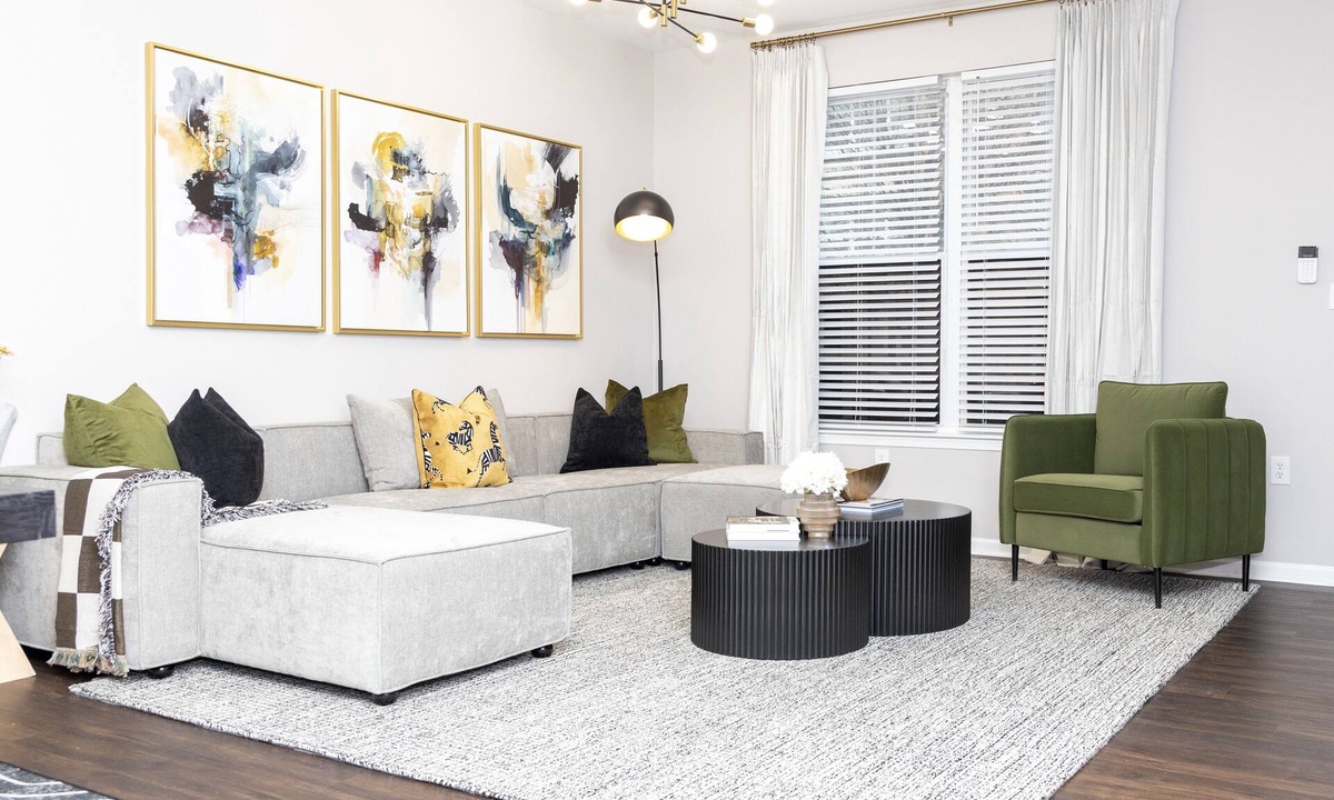 Washington House | Spacious DC Townhome
