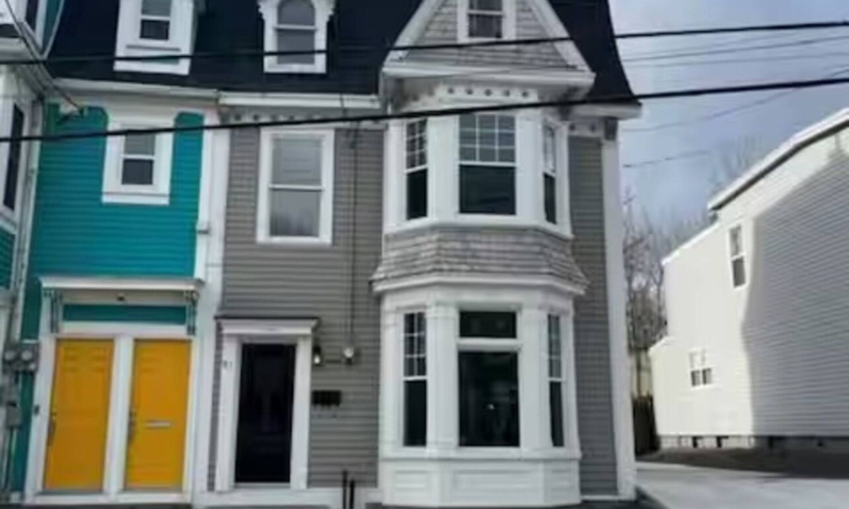 Downtown St. John's House | Spacious Downtown Heritage Stay (est. 1901), Free Parking