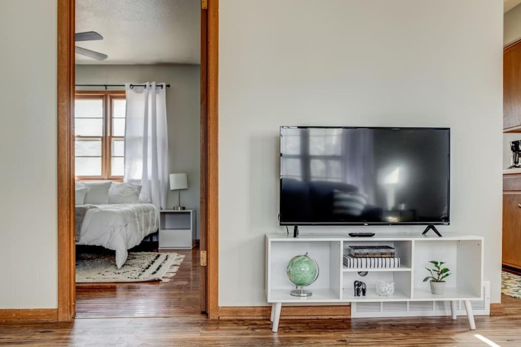 Des Moines House | Spacious Duplex Close to Downtown