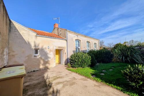 Grosbreuil House | Spacious duplex house in Grosbreuil
