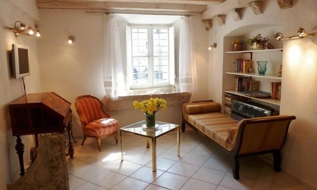 Dubrovnik Old Town Apartment | Spacious, elegant studio in the heart of Old Town