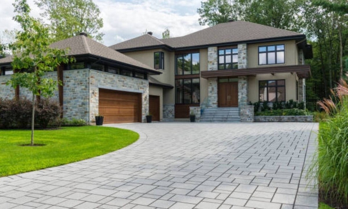 Norwich House | Spacious Entire Home with Full Amenities