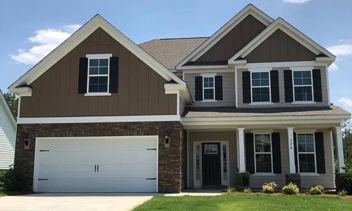 Grovetown House | Spacious Evans Home ready for Masters Guests