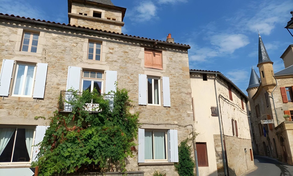 Saint-Rome-de-Tarn House | Spacious Family Holiday Home with Mountain Views in Saint-Rome de Tarn