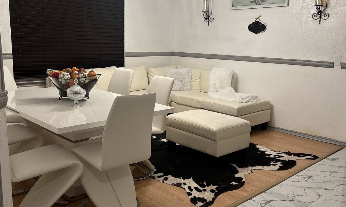 Glenn Heights House | Spacious, Family Friendly, Centrally Located