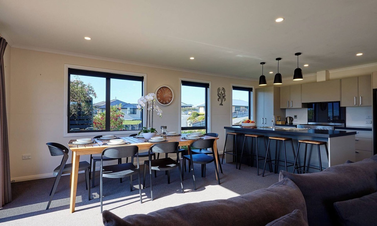 Kaikoura House | Spacious | Family-Friendly | Parkside