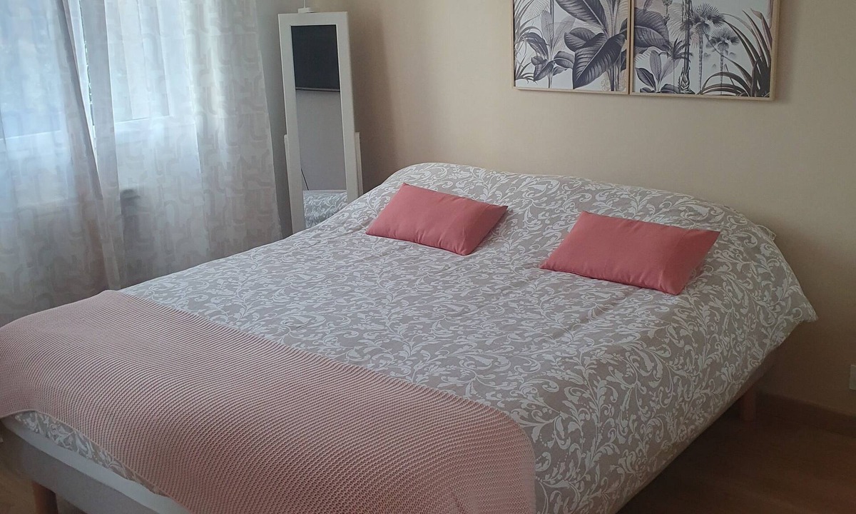 Romille House | Spacious family home ideally located in BRITTANY