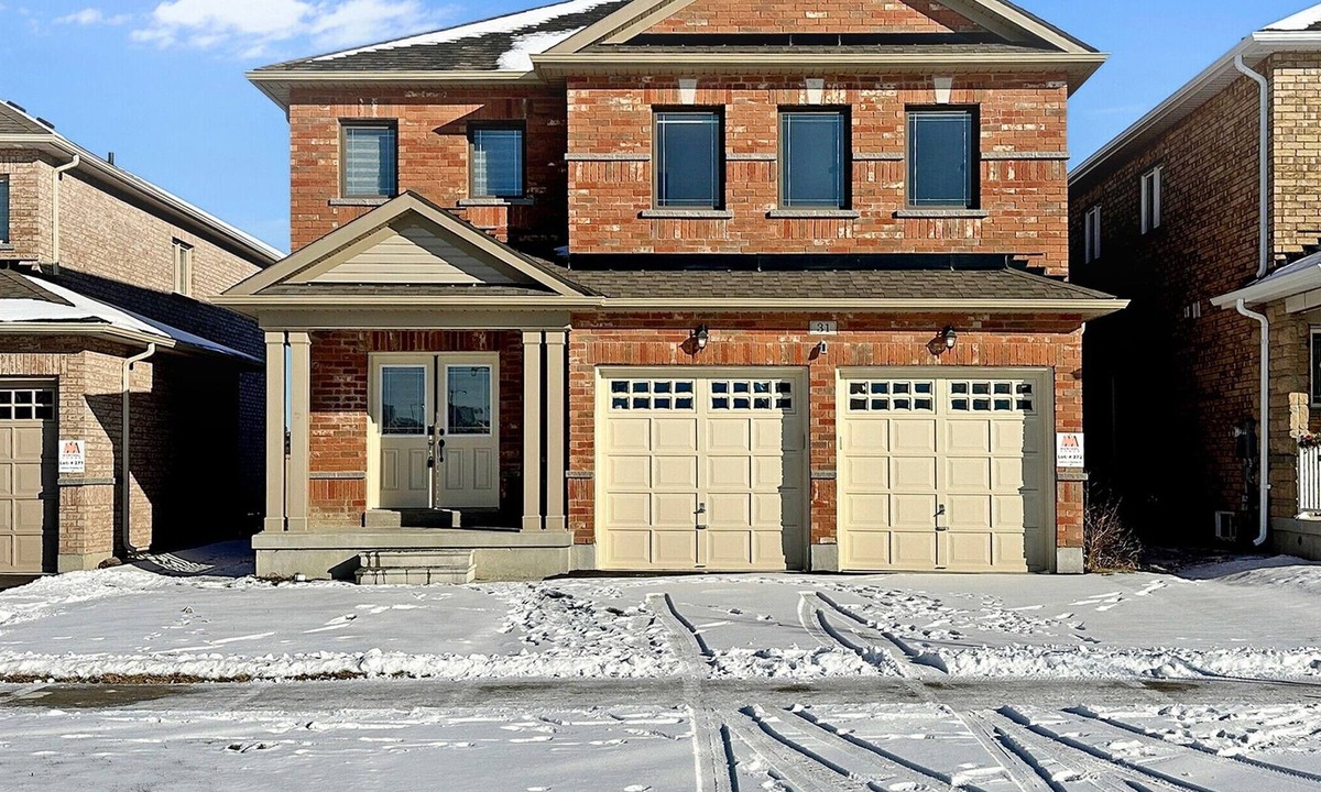 Beaverton House | Spacious family house near Simcoe Lake