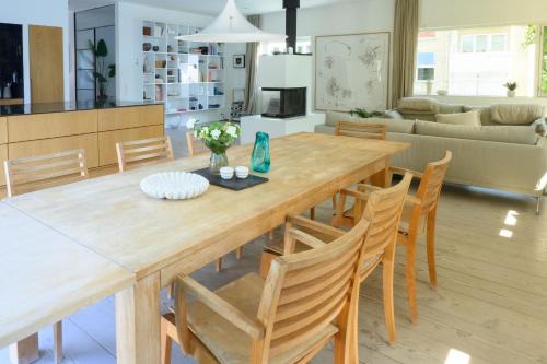 Bronshoj Villa | Spacious Family Villa in Copenhagen