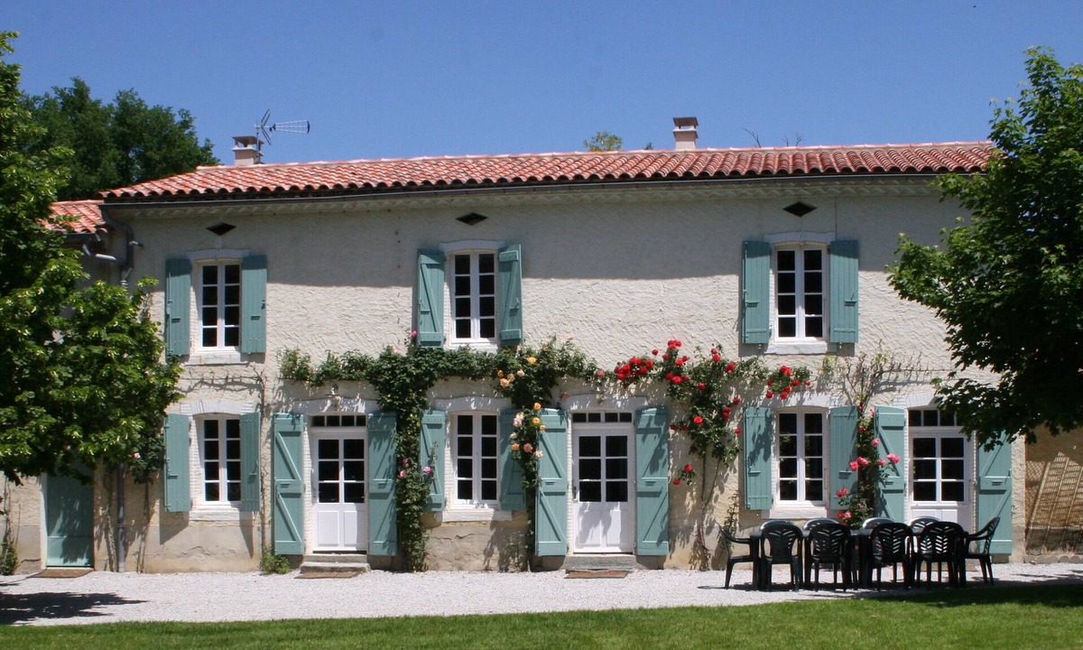 Lempaut Other | Spacious farmhouse with private large heated enclosed pool and extensive grounds