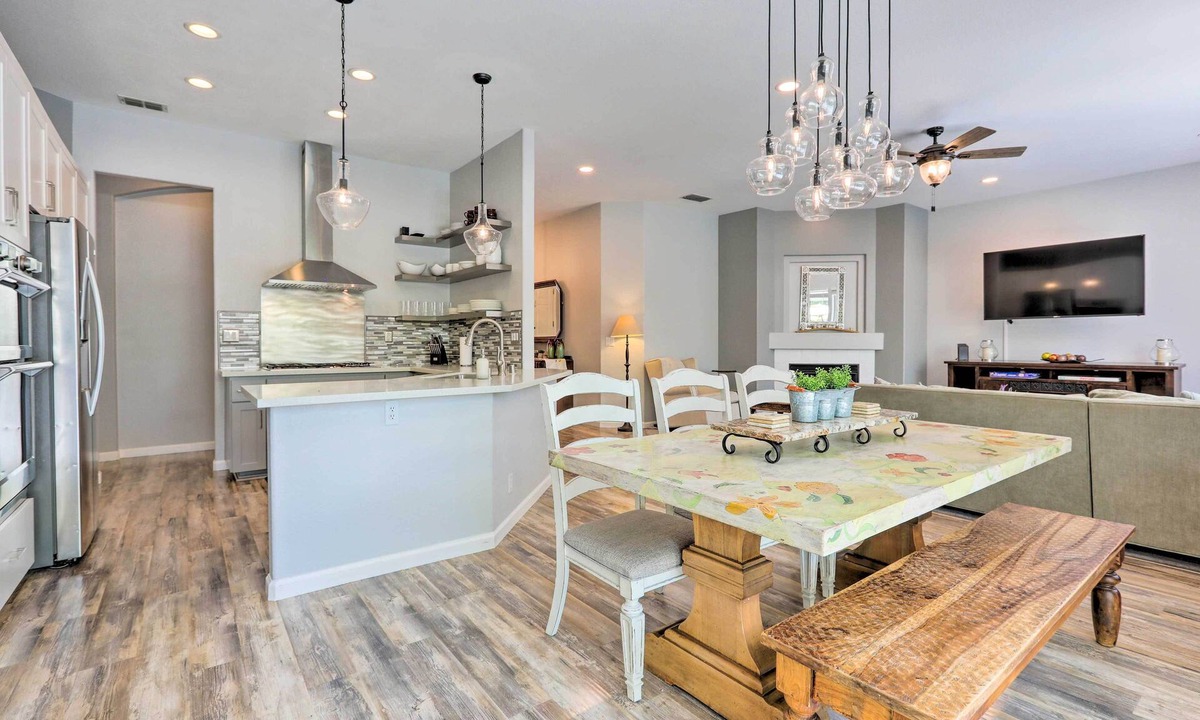 Folsom Cottage | Spacious Folsom Getaway w/Pool & Hot Tub!