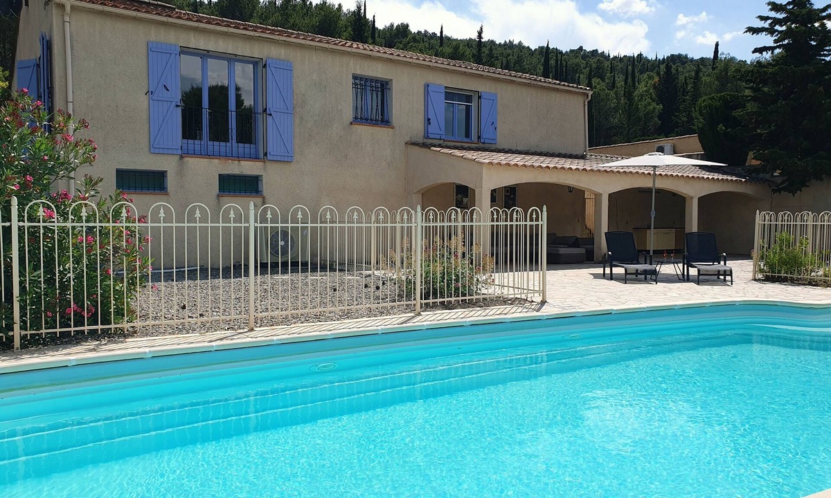 Montbrun-des-Corbieres Villa | Spacious villa with pool in Montbrun
