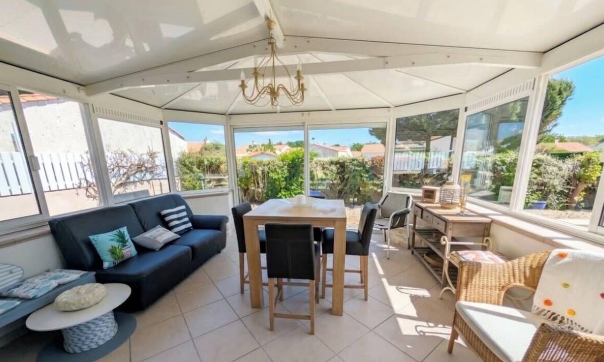 Saint-Vincent-sur-Jard House | Spacious home near the sea and Clemenceau