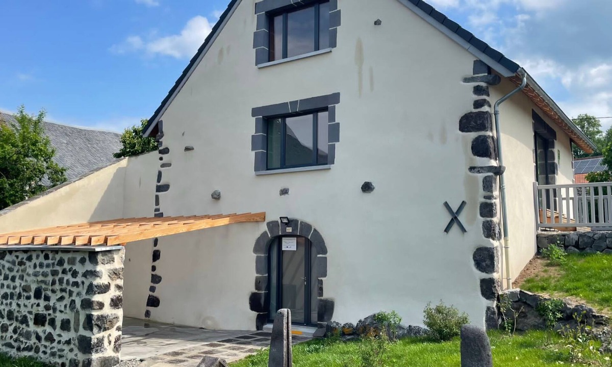 Olby House | Spacious, friendly gîte suitable for tribes