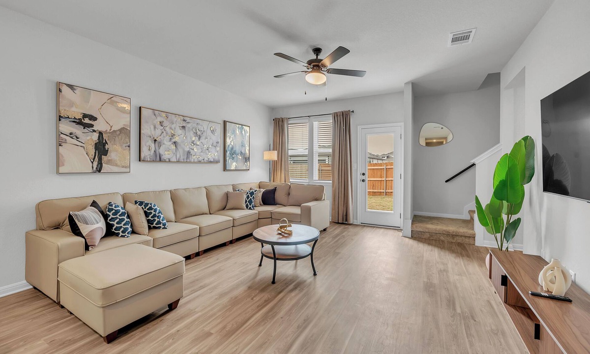 Round Rock House | Spacious fully equipped 4bed3bath home in RR close to Kalahari, parks and Austin