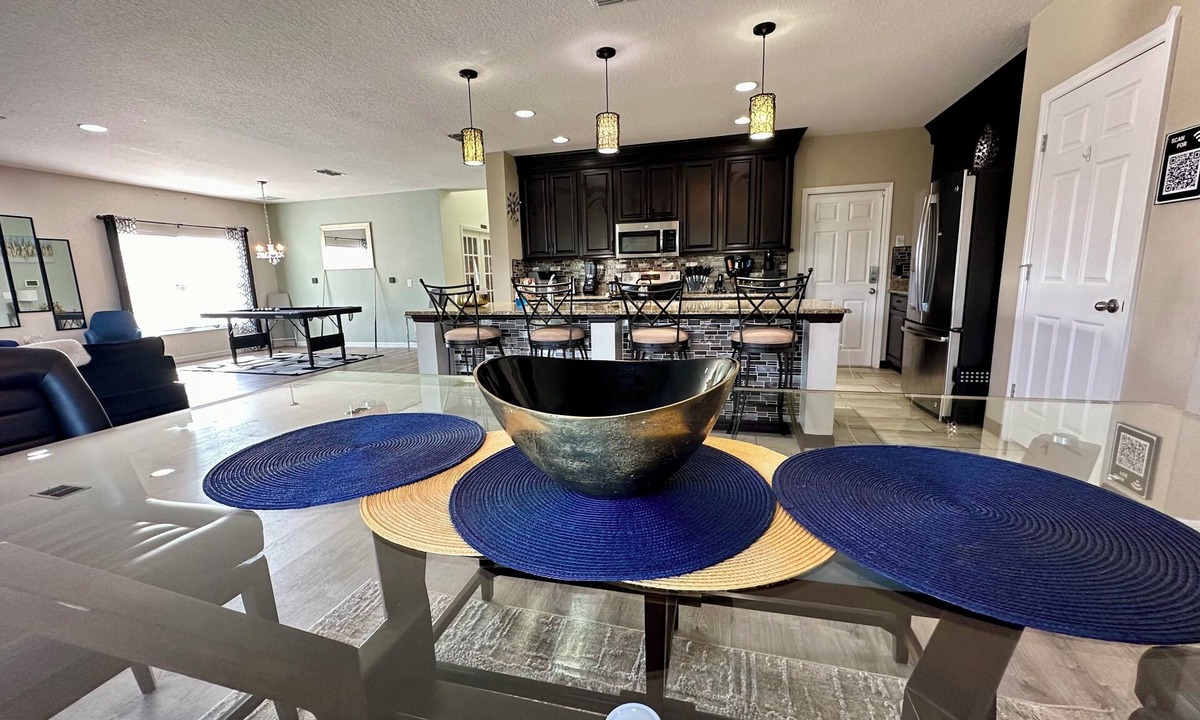 Marbella House | Spacious Fun & Convenient