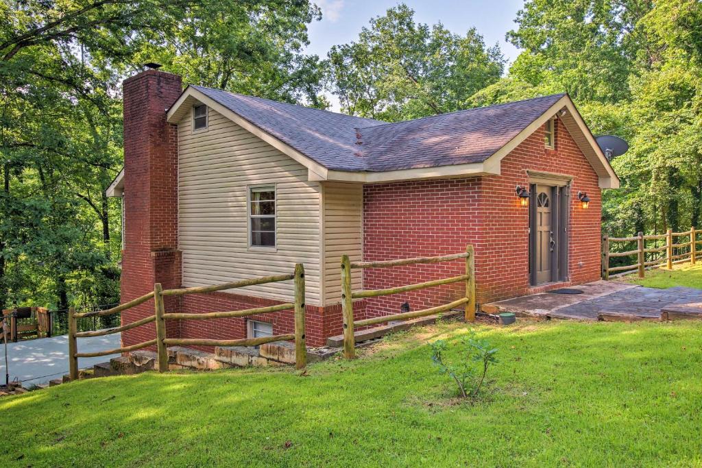 Gainesville House | Spacious Georgia Getaway with Dock on Lake Lanier!