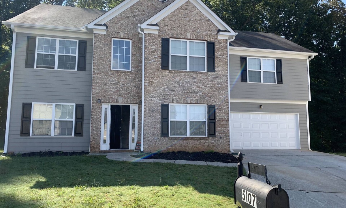 Cliftondale House | Spacious Getaway