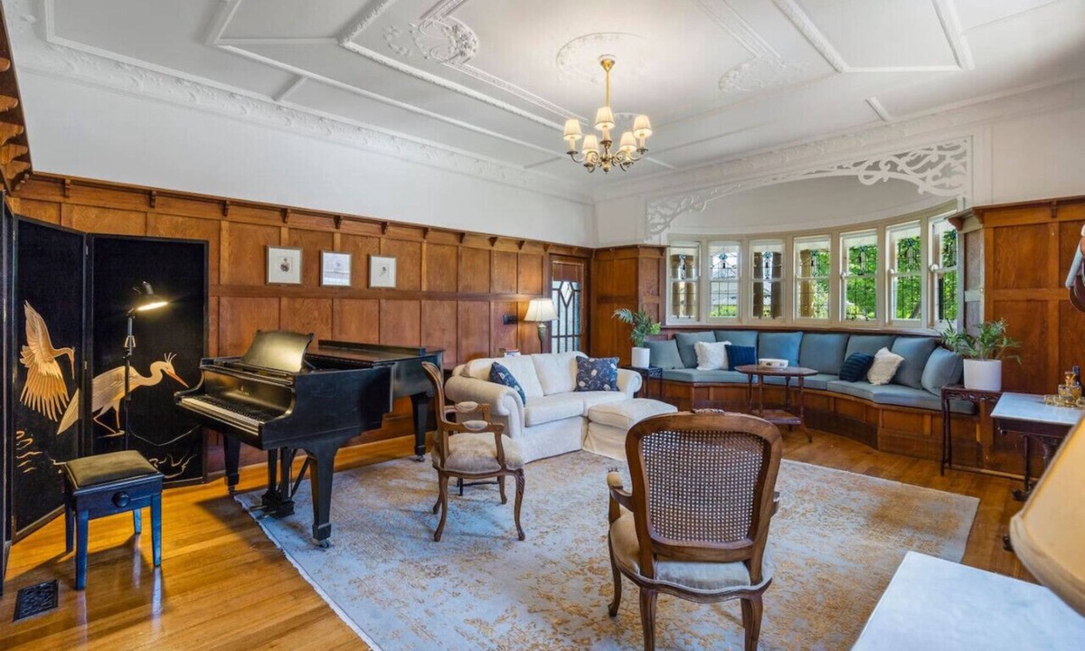 Moonee Ponds House | Spacious heritage home