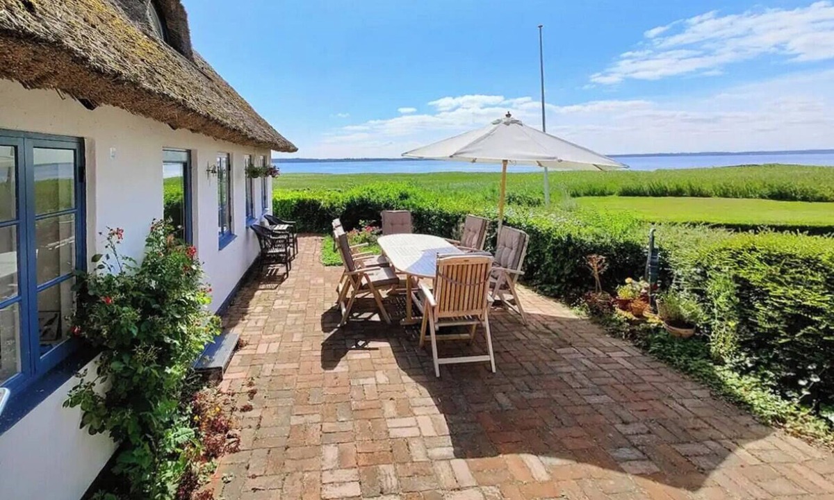 Faxe House | Spacious holiday gem with a view over Præstø Fjord