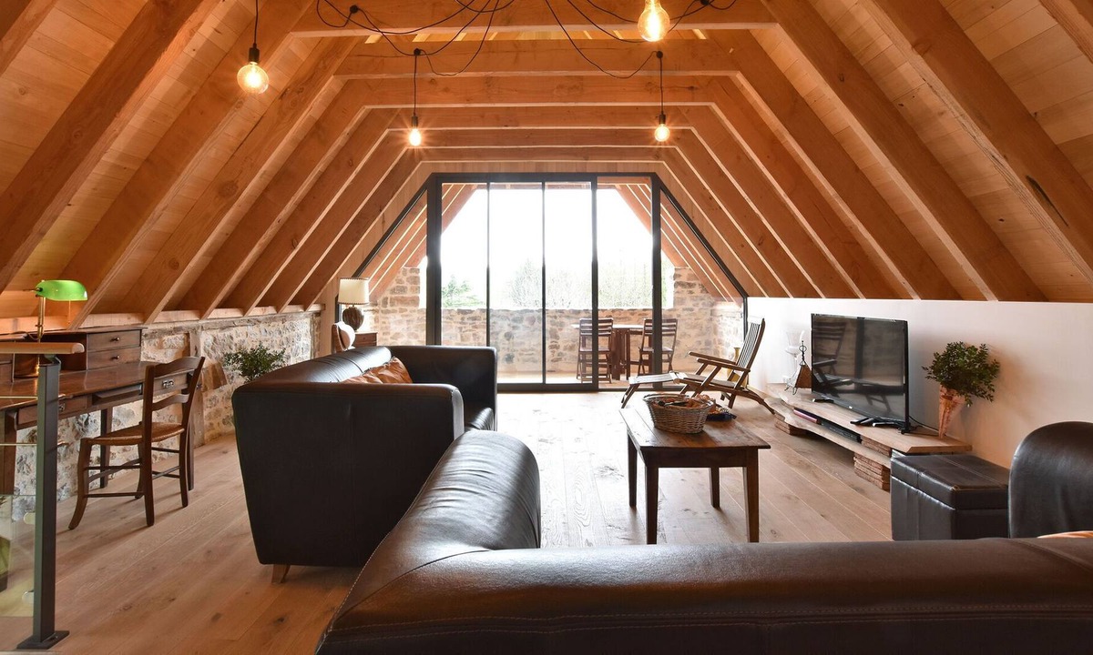 Thegra House | Spacious Holiday Home in Thégra with Private Pool