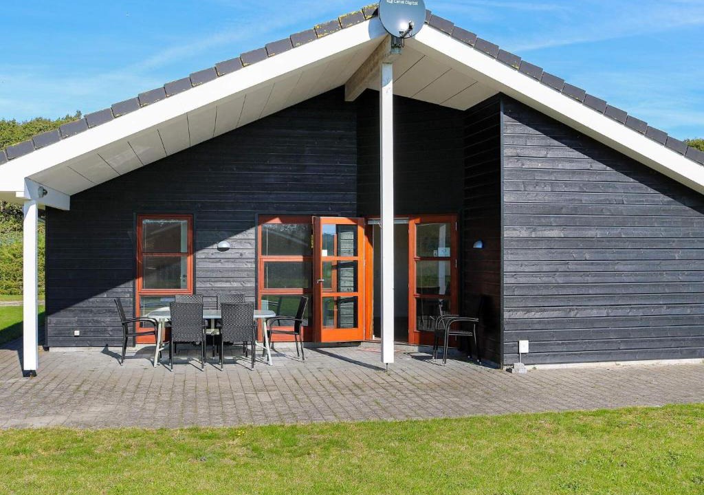 Egense House | Spacious Holiday Home in Storvorde Jutland with Sauna