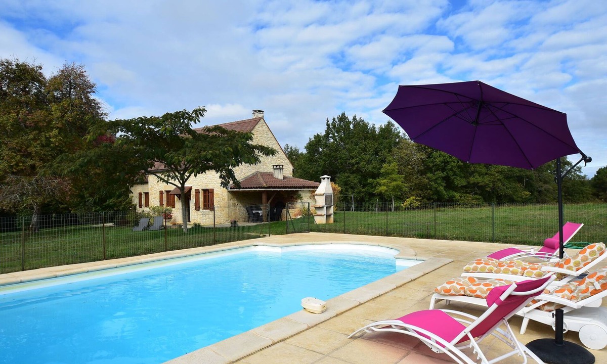 Uzech House | Spacious holiday home with private pool
