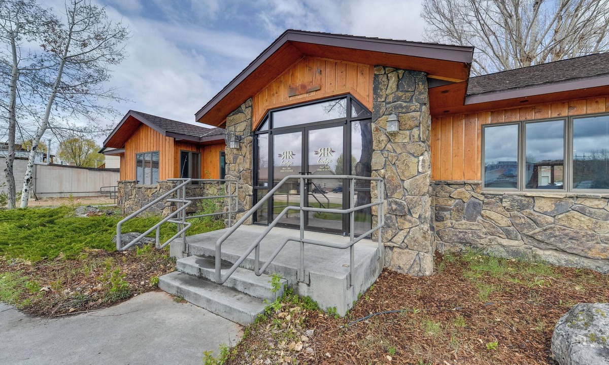Ten Sleep House | Spacious Home 10 Minutes to Ten Sleep Canyon!