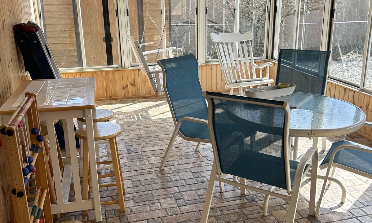 Columbus House | Spacious Home Away from Home