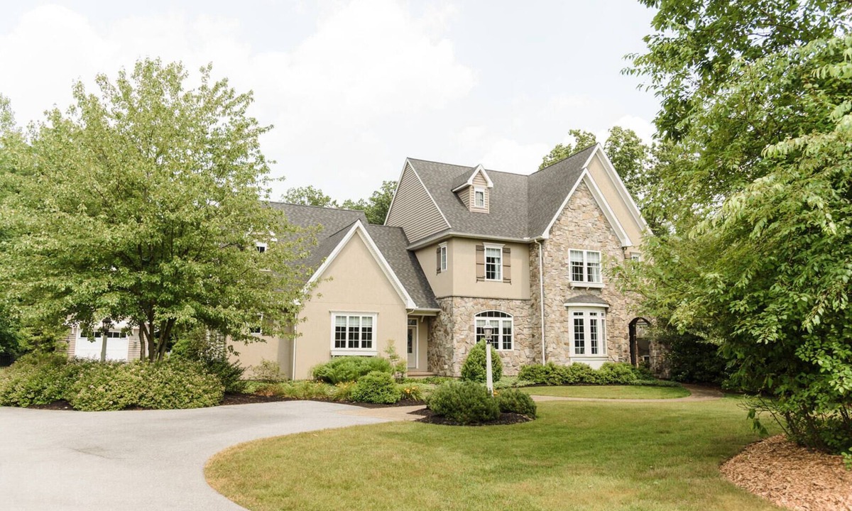 Gap House | Spacious home in Lancaster County PA with awesome backyard