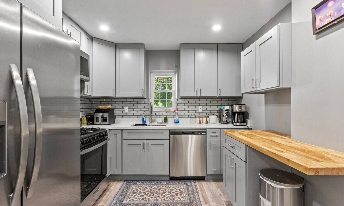 Troy Apartment | Spacious Home in Troy