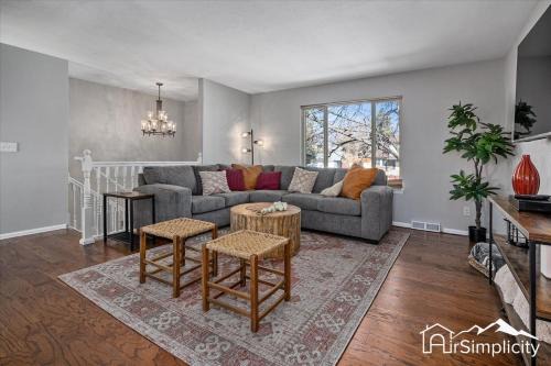 Northwest Arvada House | Spacious home w game room & firepit