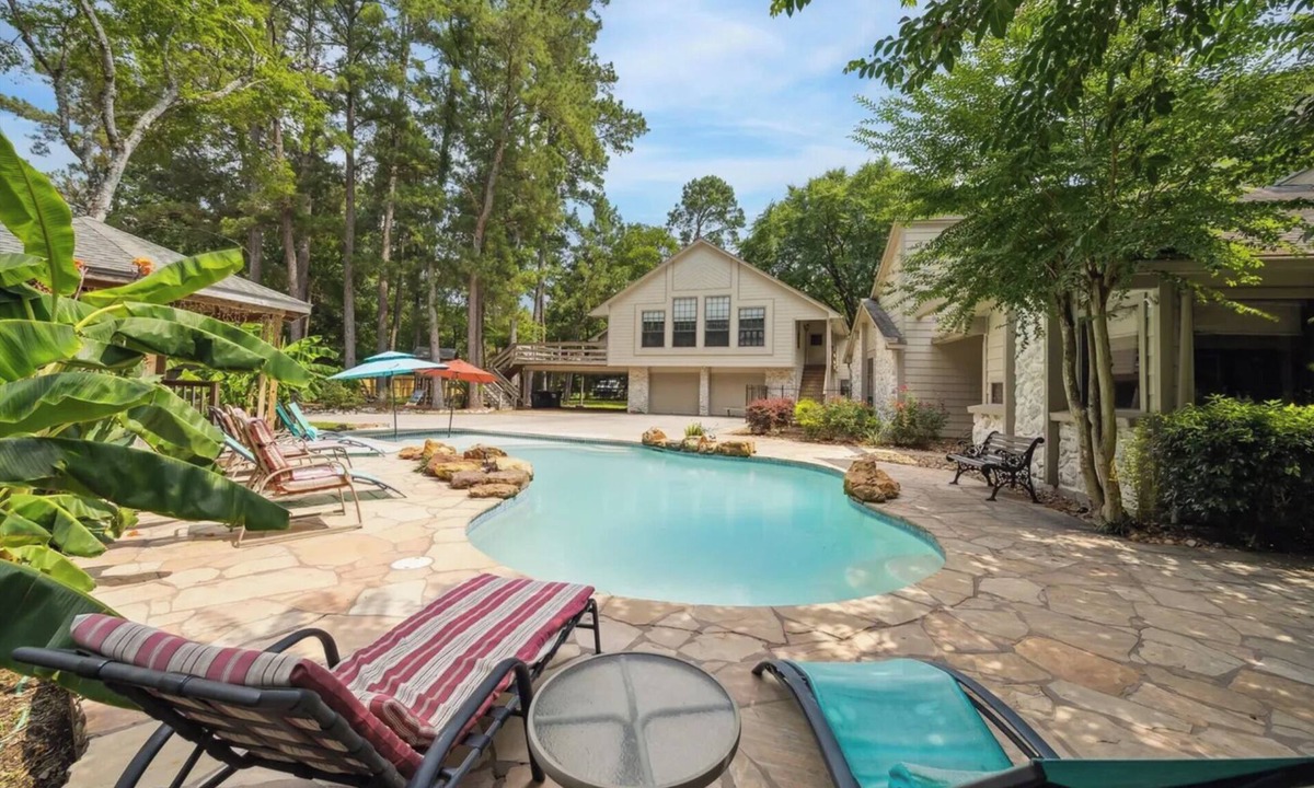 Decker Place House | Spacious Home w/Pool & Guest House