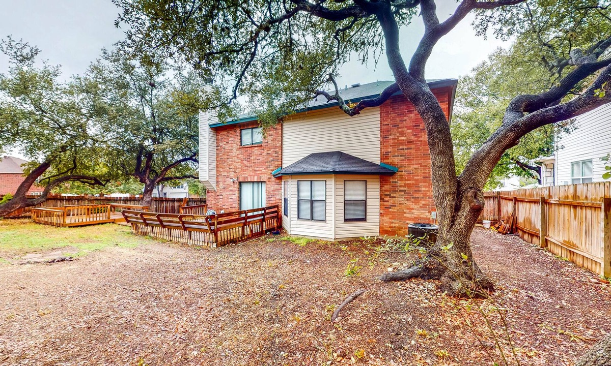 Schertz House | Spacious Home with Fireplace, Full Kitchen & Dog-Friendly Yard