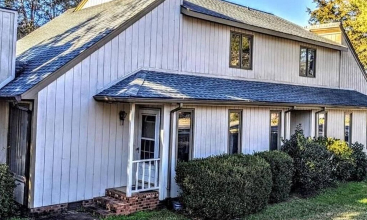 Charlotte House | Spacious Home with Incredible Location