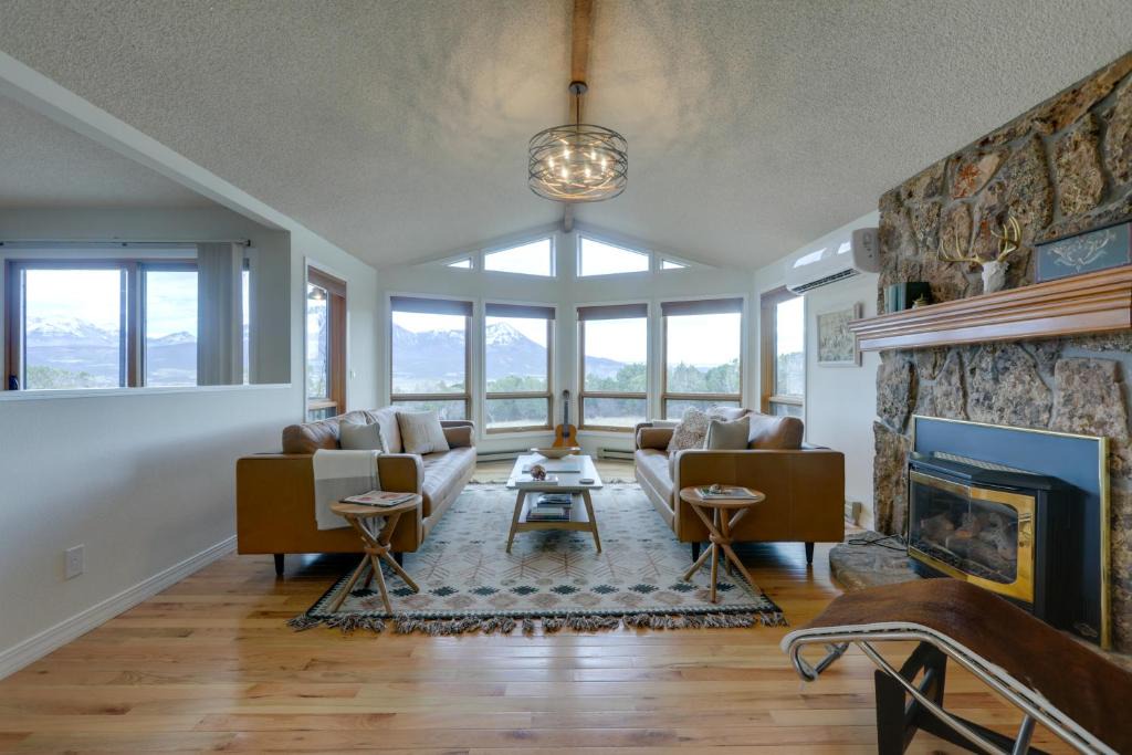 Hotchkiss House | Spacious Hotchkiss Home w/Stunning Mountain Views