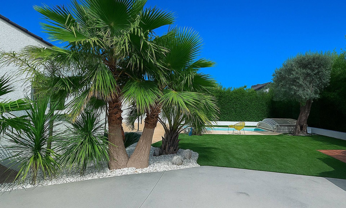 Elne House | Spacious house with private pool – Perfect for families