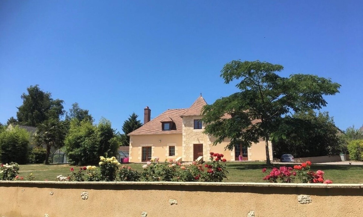 Mont-Saint-Jean House | Spacious house with pool and spa