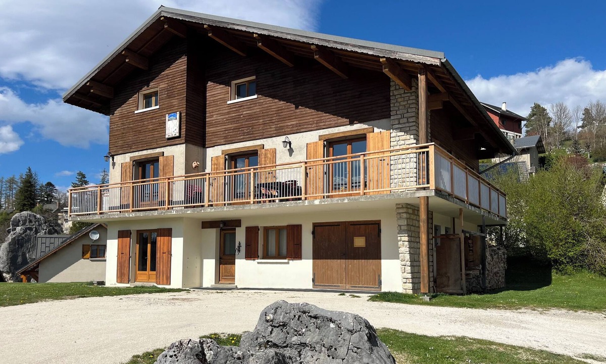 Villard-de-Lans Ski Chalet | Spacious house ideally located. Confort + for 6 people, private parking