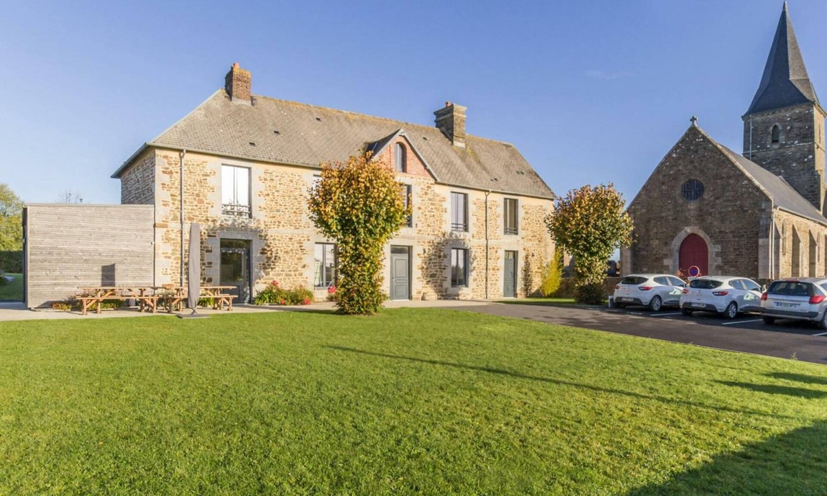 Le Guislain Cottage | Spacious house in a peaceful hamlet