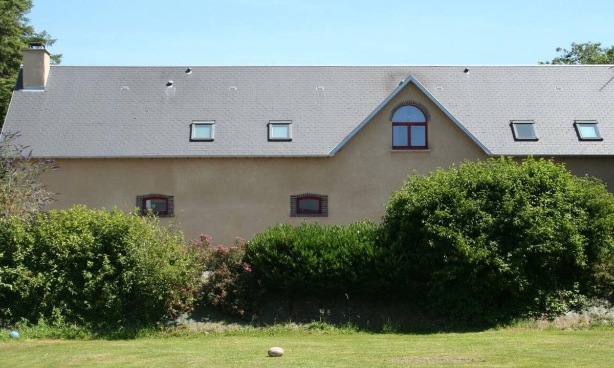 Marchesieux Cottage | Spacious house in Marchésieux, 9 pers, pets welcome, wifi, near organic farm