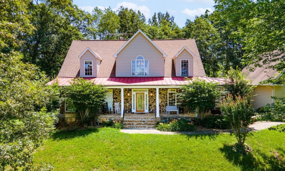 Catalpa House | Spacious House on 20-Acre Farm Getaway