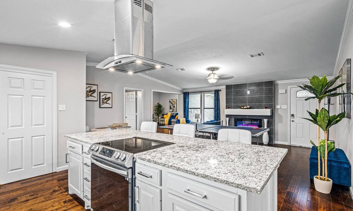 Wylie House | Spacious House-single Level Near Lake Huge Parking